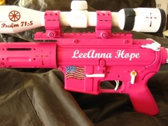 Tactical Ar-15 in pink and white_2